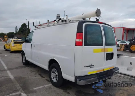 2014 Chevrolet Express 2500 Work Van from USA, damaged, VIN 1GCWGFCB2E1136654